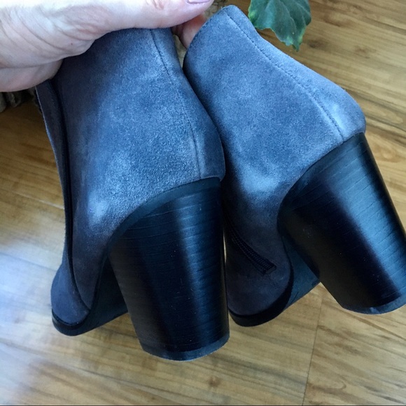 Guess Gray Suede Booties- Sz 9.5 - Picture 5 of 5